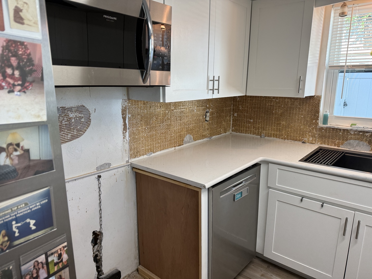 Port Richey backsplash before installation